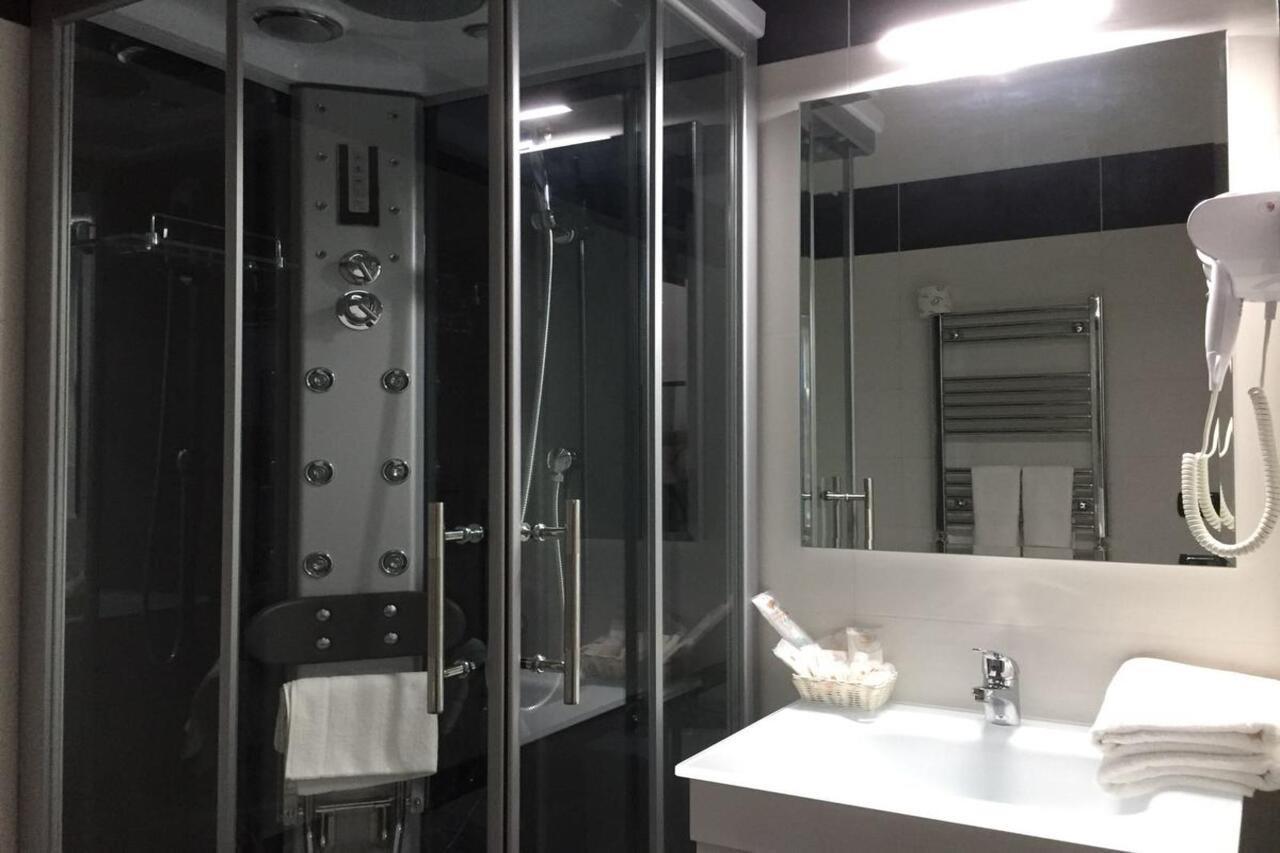Mb95 - Mezzocannone Luxurious Bed&Breakfast Nápoles Exterior foto