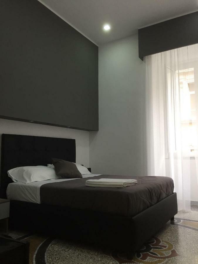 Mb95 - Mezzocannone Luxurious Bed&Breakfast Nápoles Exterior foto